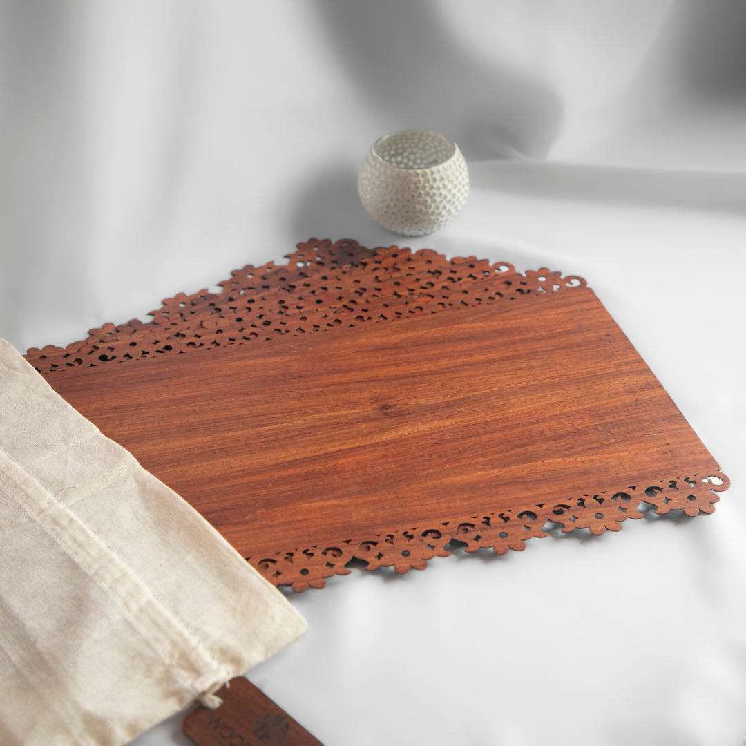 The Padouk Floral Lace Tablemat (set of 6)