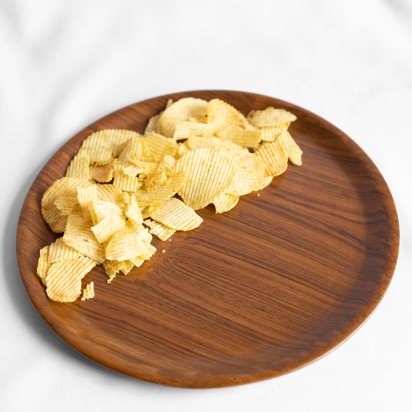 Natives Round Tray Teak - Rustic Round Wood Tray - Perfect for Coffee Tables, Breakfast in Bed, or Entertaining
