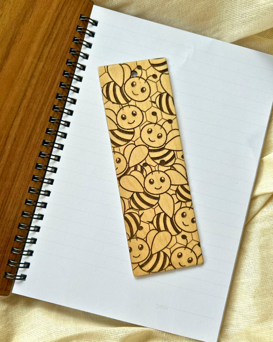 Busy bee bookmark- Rustic handmade bookmark, natural engraved reading accessory for book lovers and readers (SET OF 3)