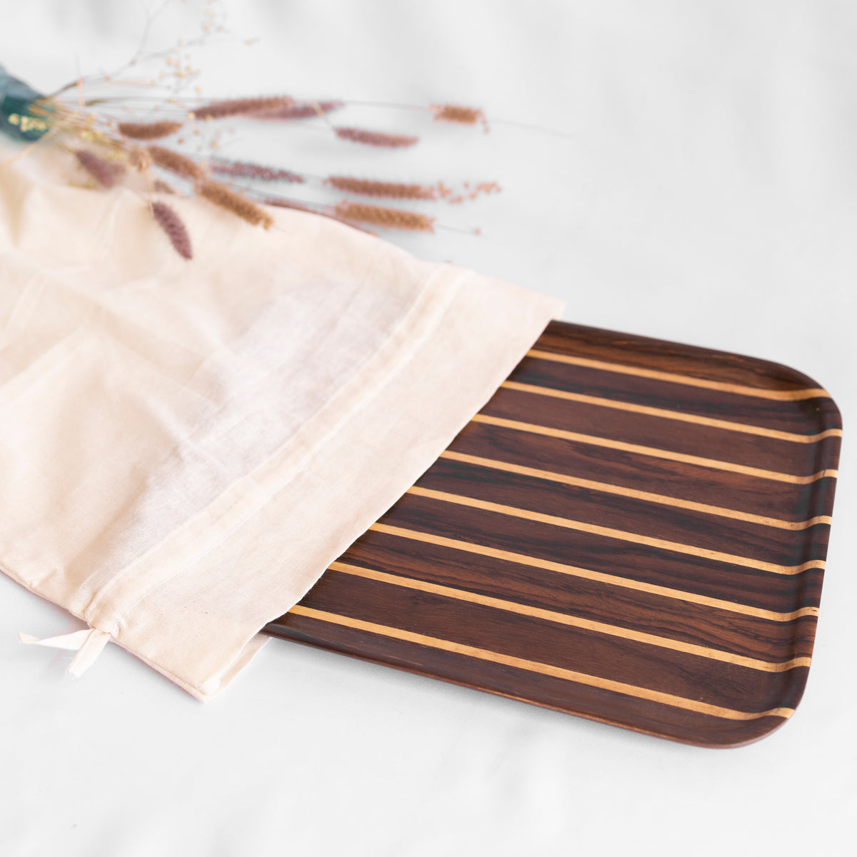 The Rosewood Gathering series  (Rosewood deck Rectangle Tray, Tablemat 4 No.s, Round Tray, Tissue paper box and Rose Tea Coaster set of 6)
