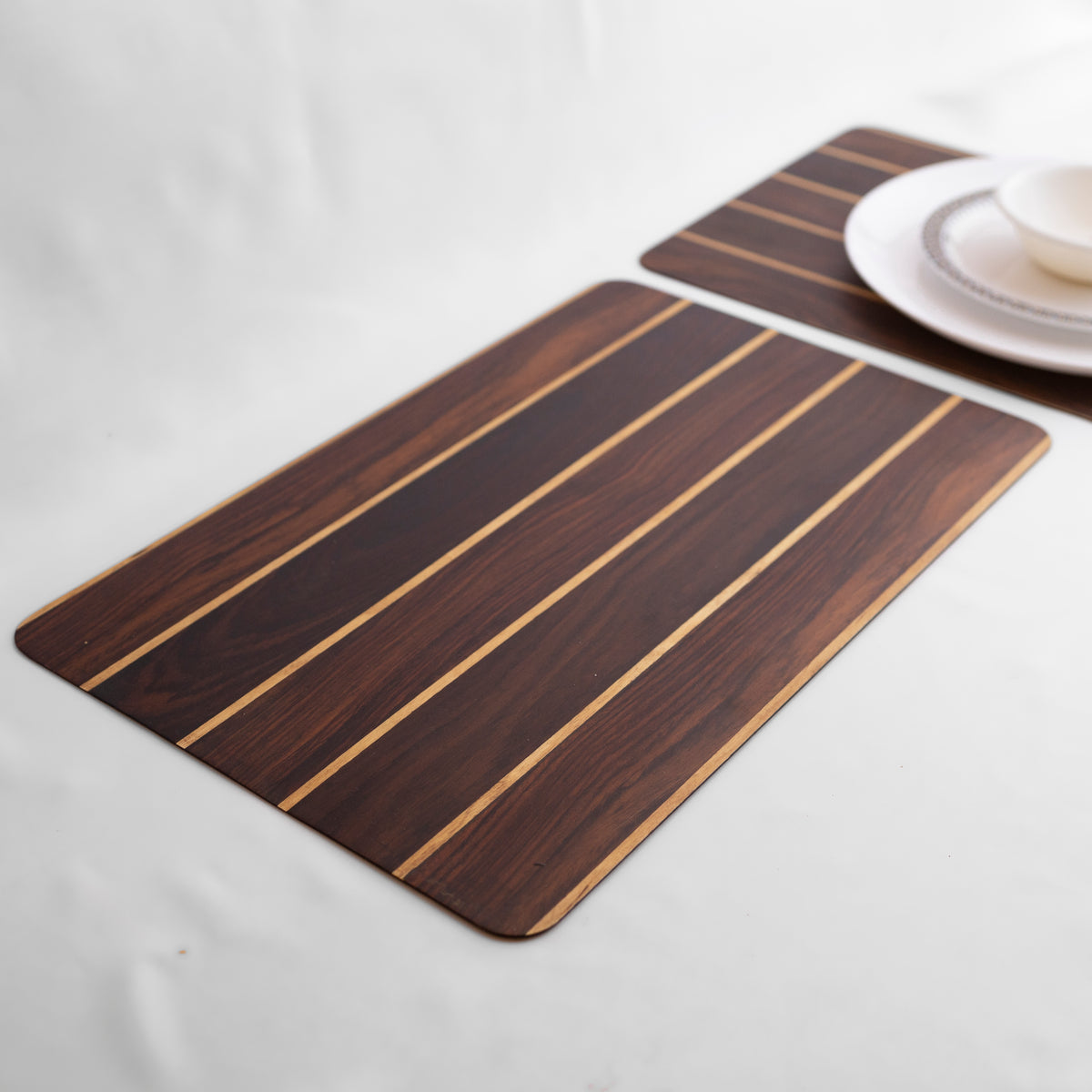 The Rosewood Gathering series  (Rosewood deck Rectangle Tray, Tablemat 4 No.s, Round Tray, Tissue paper box and Rose Tea Coaster set of 6)